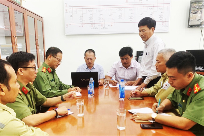 Kiểm tra công tác vận hành đảm bảo an ninh năng lượng tại Trạm biến áp 220kV Vân Phong