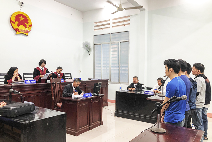 Vụ đánh, đòi tiền người chơi bạc bịp ở thành phố Cam Ranh: Điều tra chưa triệt để