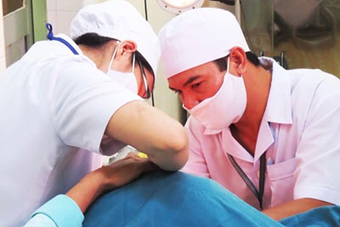 Điều trị bệnh trĩ bằng phương pháp y học cổ truyền tại Khoa Đông Y, Bệnh viện Đa khoa tỉnh Khánh Hoà