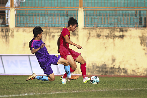 U19 Khánh Hòa và U19 Becamex Bình Dương lội ngược dòng giành chiến thắng