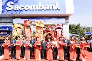 Sacombank khánh thành trụ sở mới Phòng giao dịch Cam Ranh