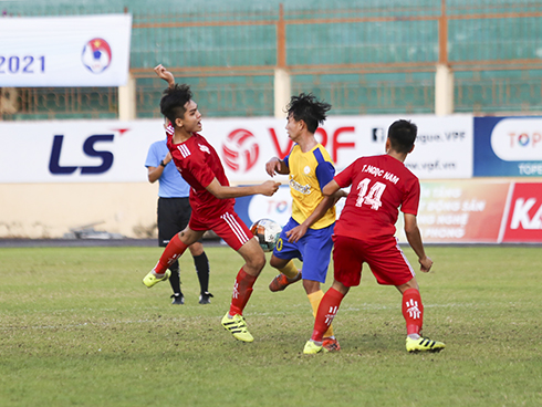 U19 Khánh Hòa san bằng điểm số với U19 Becamex Bình Dương