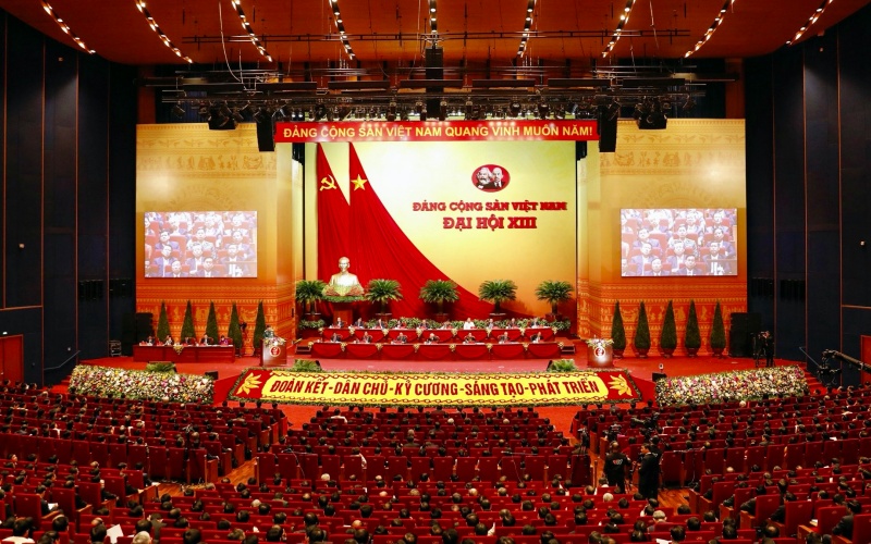 Sáng 27-1, Đại hội đại biểu toàn quốc lần thứ XIII Đảng Cộng sản Việt Nam làm việc tại hội trường, thảo luận các văn kiện Đại hội. 