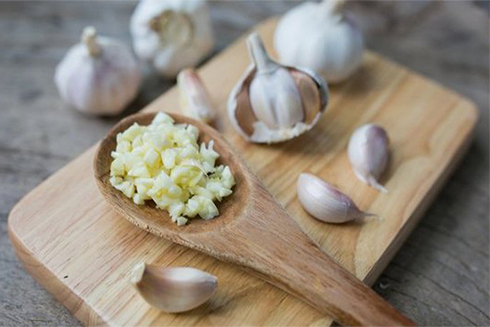 Những sai lầm tai hại khi nấu ăn với tỏi