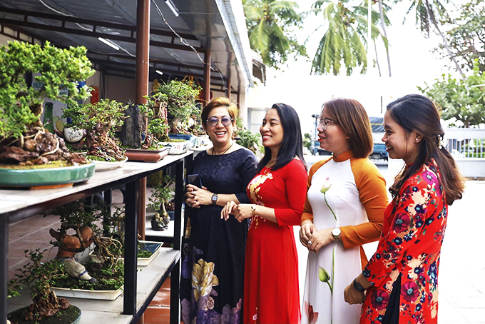 Nha Trang rộn sắc xuân