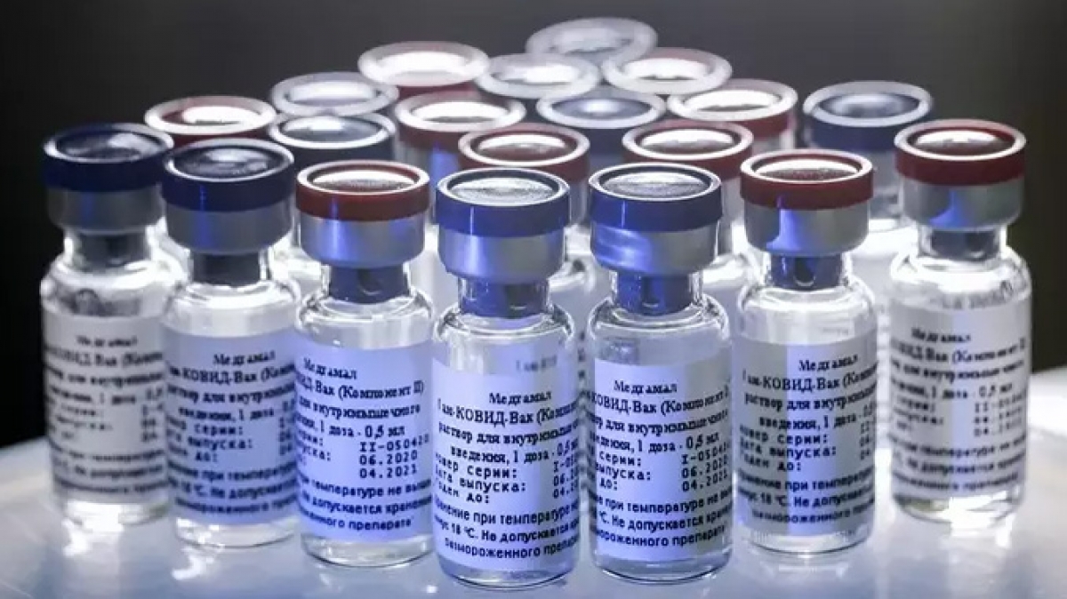 Thế giới chạy đua phát triển vaccine đối phó với biến thể mới của virus SARS-CoV-2. Ảnh minh họa: KT