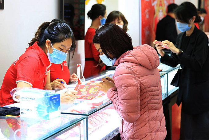 Sau ngày vía Thần Tài, giá vàng xuống thấp nhất kể từ đầu năm