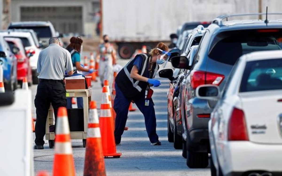 Thế giới có gần 112 triệu ca mắc Covid-19, Mỹ tưởng niệm 500.000 người tử vong