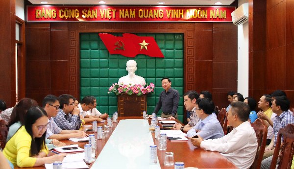 Bí thư Tỉnh ủy Khánh Hòa Nguyễn Khắc Định phát biểu tại hội nghị