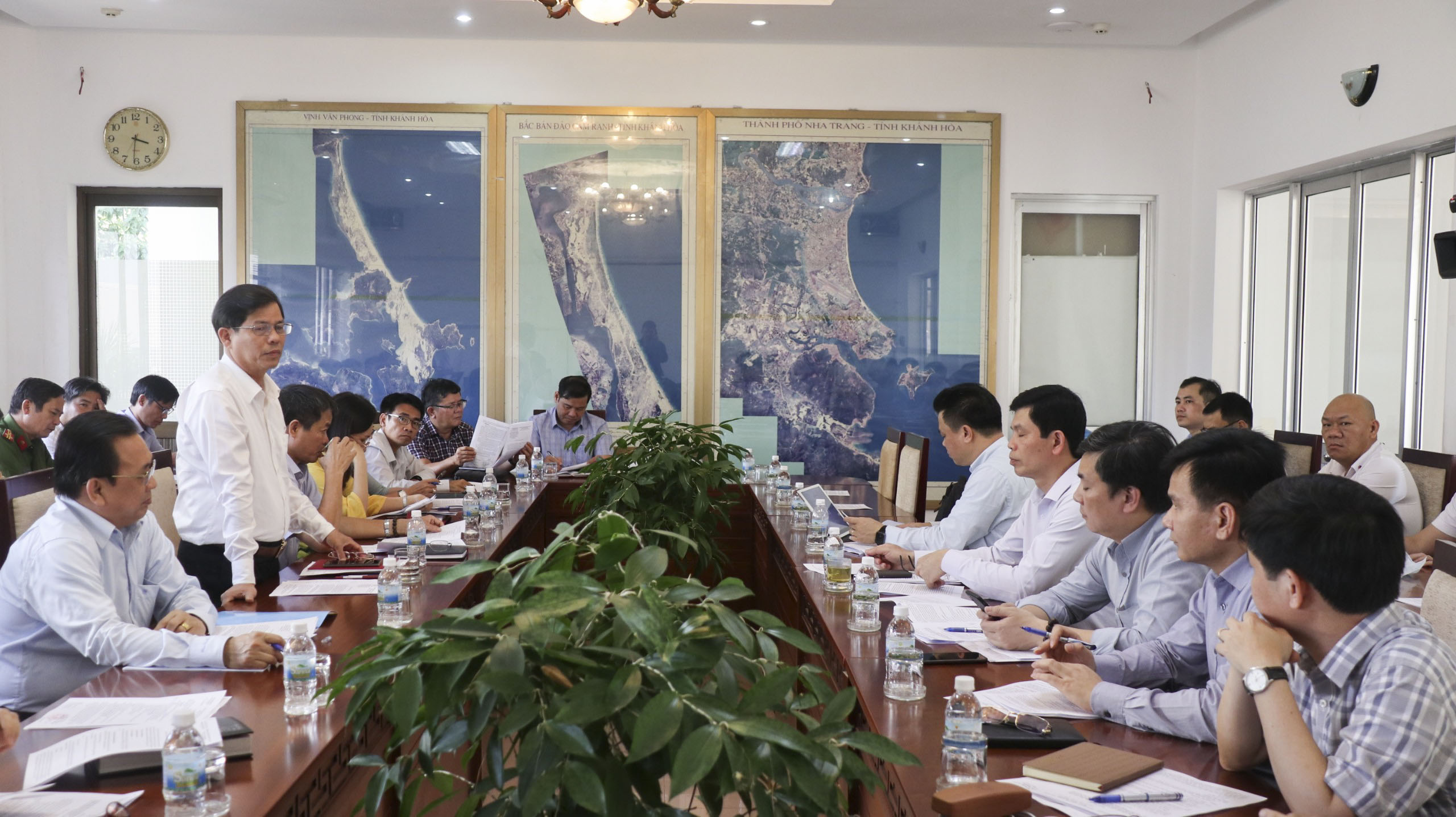 Thứ trưởng Bộ Giao thông vận tải làm việc tại Khánh Hòa