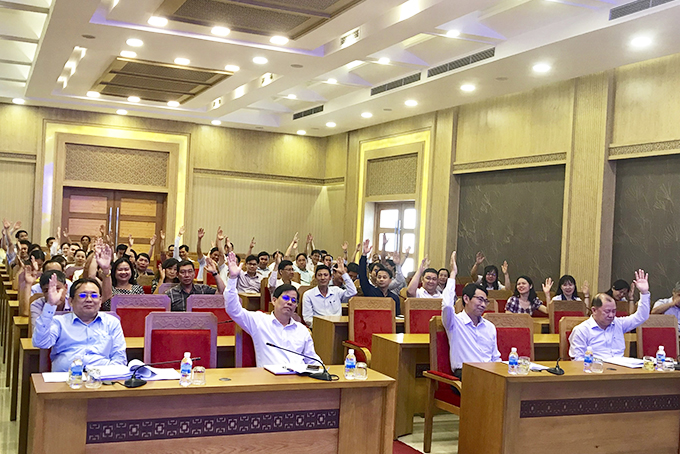 Lấy ý kiến cử tri giới thiệu người ứng cử đại biểu HĐND tỉnh Khánh Hòa