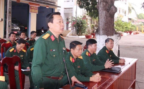 Đại tá Lê Công Chín quán triệt nhiệm vụ cho các học viên.