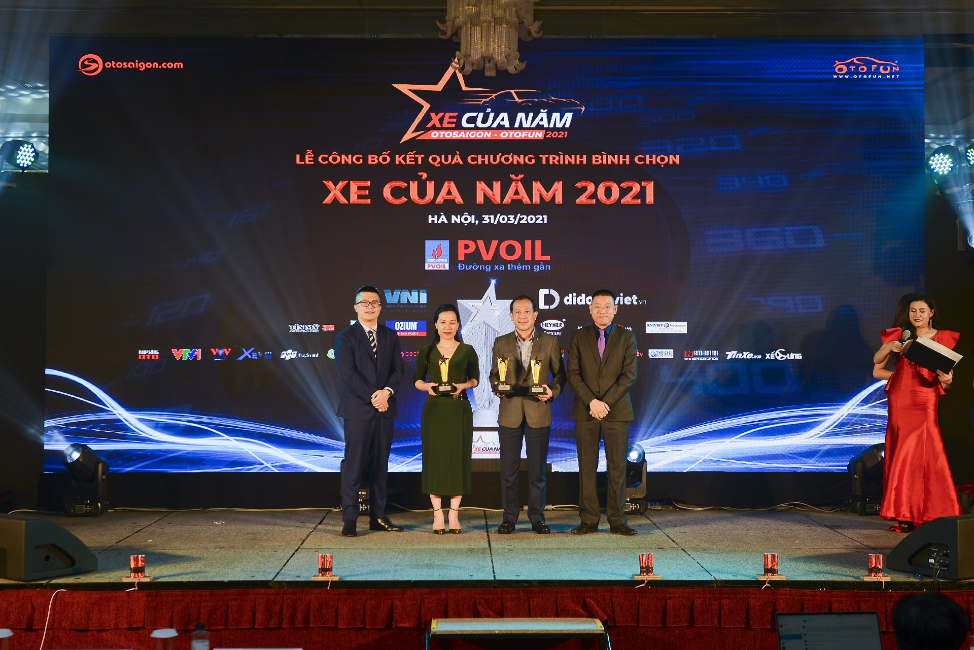 VinFast khẳng định sức hút qua giải thưởng "Xe của năm 2021"