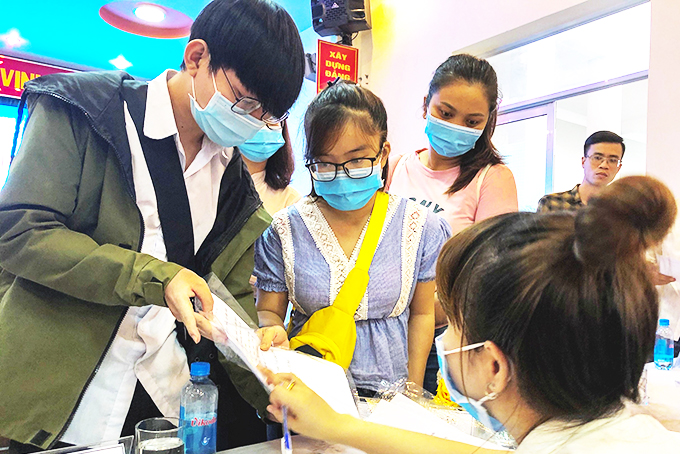 Bảo hiểm thất nghiệp: "Phao cứu sinh" cho người mất việc