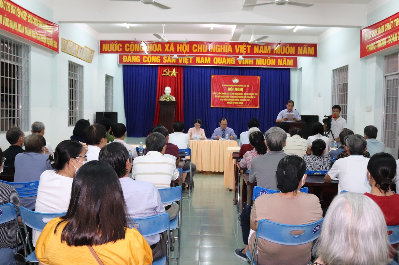 Quang cảnh hội nghị