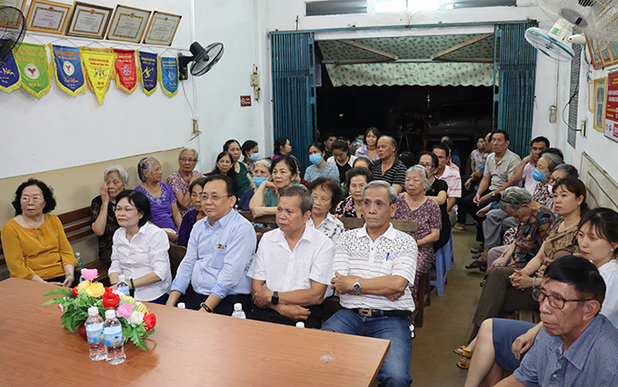 Quang cảnh Hội nghị tại Chung cư A chợ Đầm