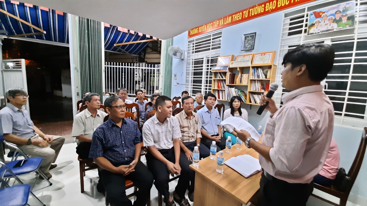 Lấy ý kiến cử tri nơi cư trú đối với người ứng cử đại biểu HĐND các cấp