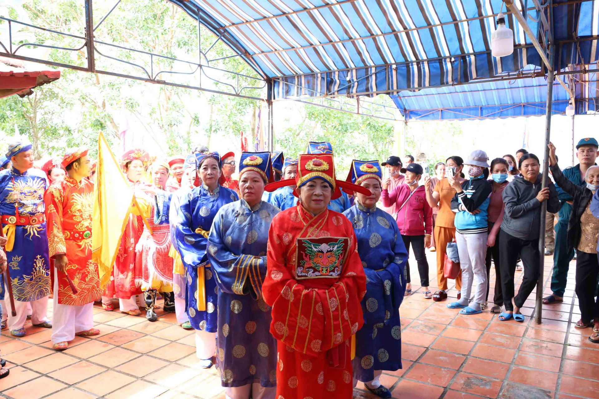 Groups of pilgrims attending Am Chua Festival 2021 