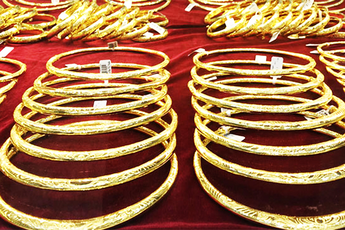 Giá vàng trong nước giảm xuống mức thấp nhất một tuần qua