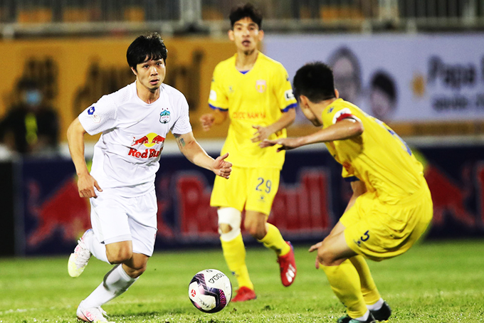 Vòng 10 LS V.League 1: Nóng cuộc chạm trán tốp 6