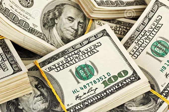 Tỷ giá USD trong ngân hàng tăng, thị trường tự do ngược chiều giảm mạnh