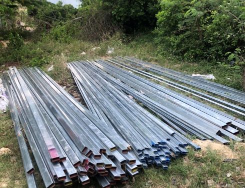  2 nghi phạm giấu 144 cây thép ở thôn Đồng Nhơn chưa kịp đưa đi tiêu thụ 
