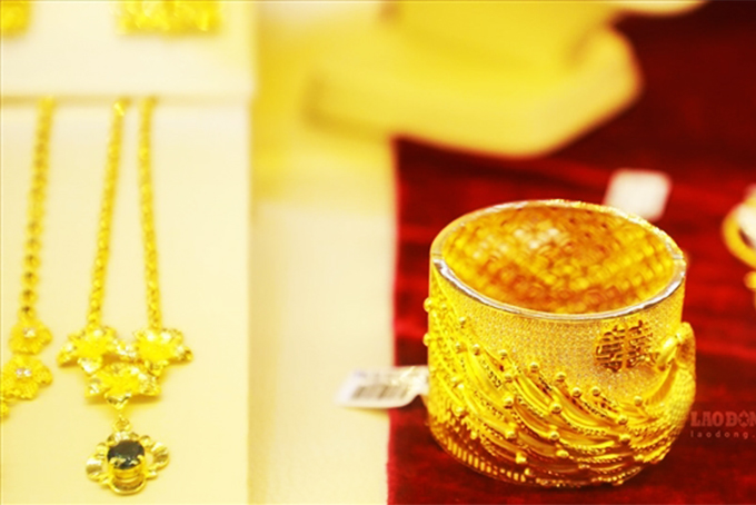 Giá vàng hôm nay 7/5: Bứt phá vượt 1.800 USD/ounce