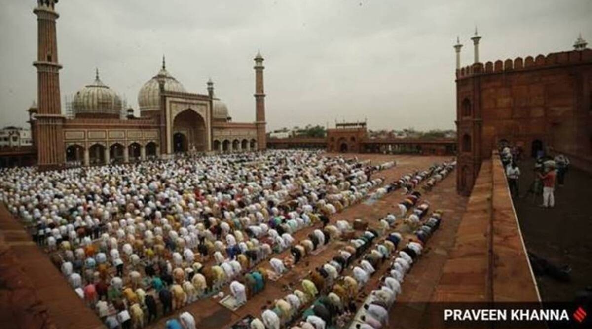 Eid al-Fitr - đánh dấu kết thúc tháng lễ Ramadan trong thế giới hồi giáo. Ảnh: Indian Express