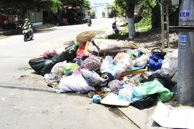Cần đặt thùng thu gom rác