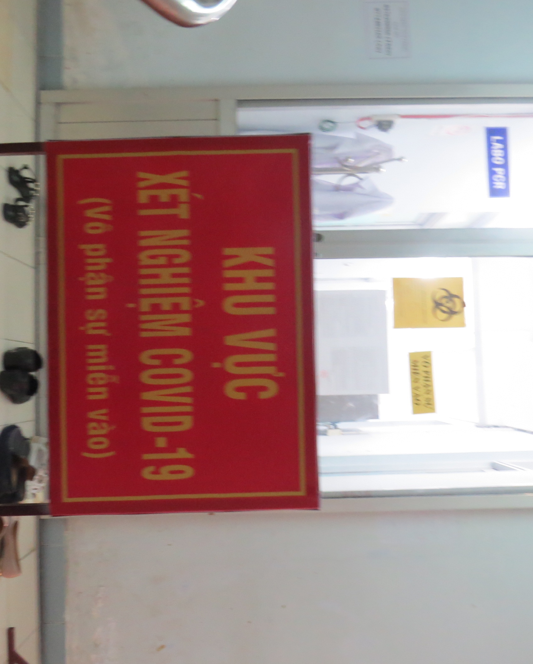 Khu vực xét nghiệm Covid-19 của Trung tâm Kiểm soát bệnh tật tỉnh Khánh Hòa.