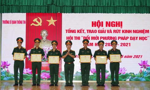 Trường Sĩ quan Thông tin bế mạc Hội thi đổi mới phương pháp dạy học