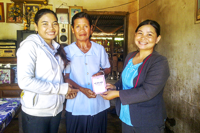 Hội Phụ nữ xã Liên Sang: Tích cực hỗ trợ để phụ nữ thoát nghèo