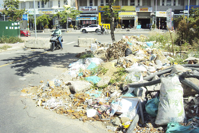 Nhếch nhác vỉa hè