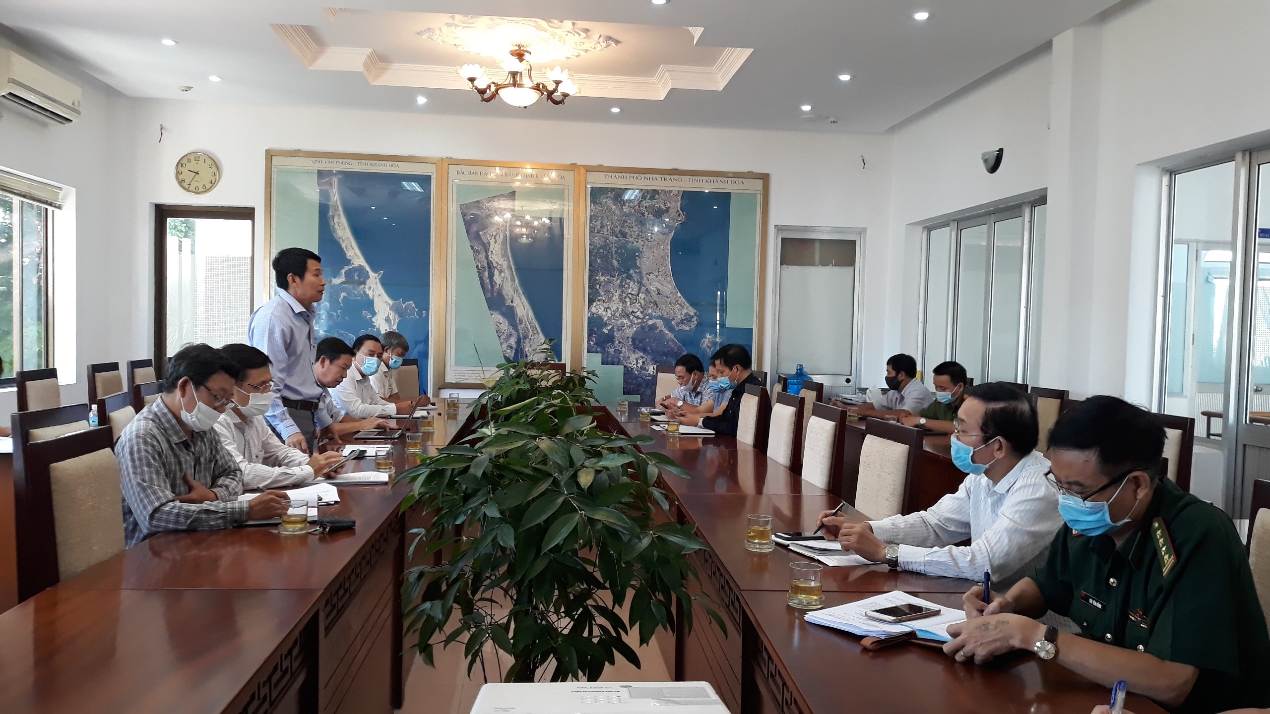 Dừng hoạt động thể dục thể thao trong nhà, hoạt động tôn giáo tập trung đông người từ 00 giờ ngày 29-5