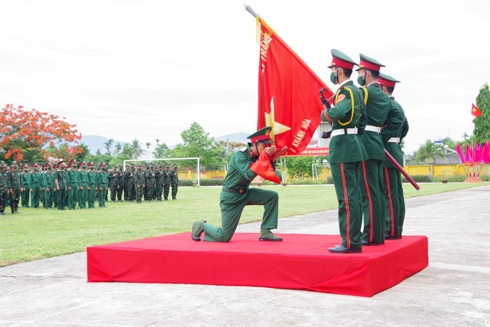 Các đơn vị tổ chức lễ tuyên thệ chiến sĩ mới năm 2021