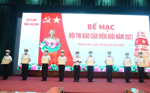 Vùng 4 Hải quân tổ chức hội thi báo cáo viên giỏi năm 2021