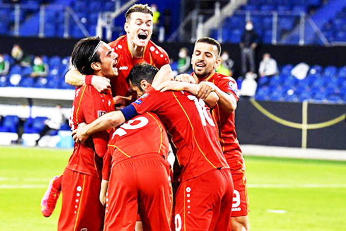 Đội tuyển Bắc Macedonia  trong trận thắng tuyển Đức ở vòng loại World Cup 2022.