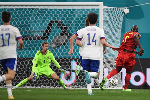 Đội tuyển Bỉ đã có chiến thắng nhẹ nhàng 3-0 trước đội tuyển Nga trong trận đầu tiên tại vòng chung kết Euro 2020.