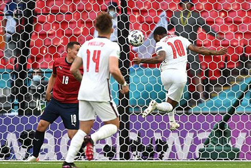 Hàng công đội tuyển Anh chỉ ghi vỏn vẹn 2 bàn thắng sau 3 trận đấu tại bảng D Euro 2020.