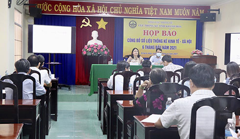 Quang cảnh buổi họp báo