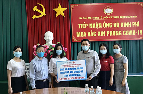 Đại diện Công ty Cổ phần chứng khoán Rồng Việt chi nhánh Khánh Hoa