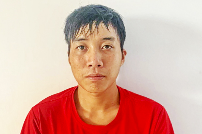 Dùng bơm kim tiêm đe dọa cướp tài sản