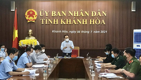 Ông Lê Hữu Hoàng phát biểu chỉ đạo