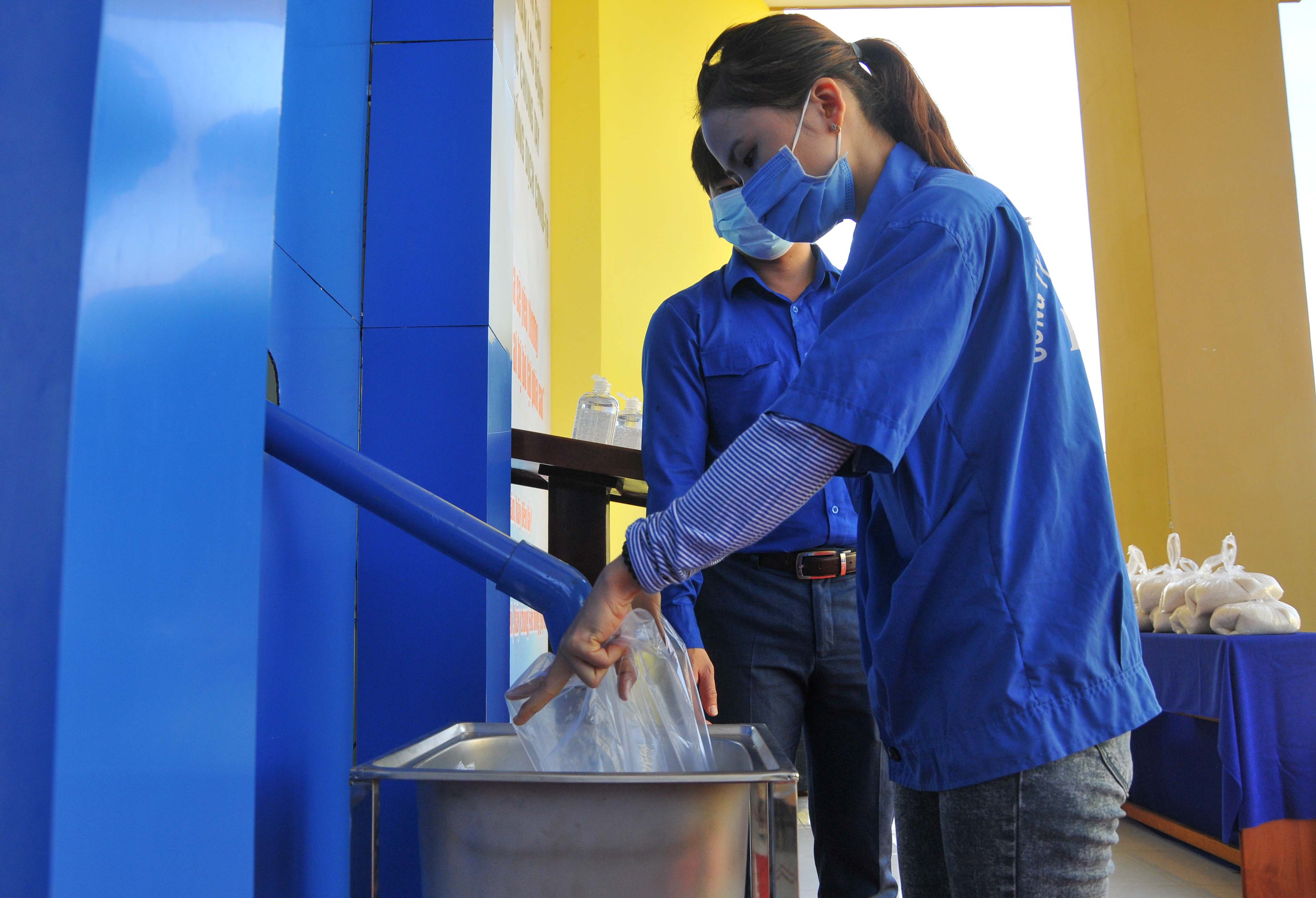 Phát động quyên góp thực hiện chương trình "ATM gạo Khánh Hòa - Hành trình trái tim"