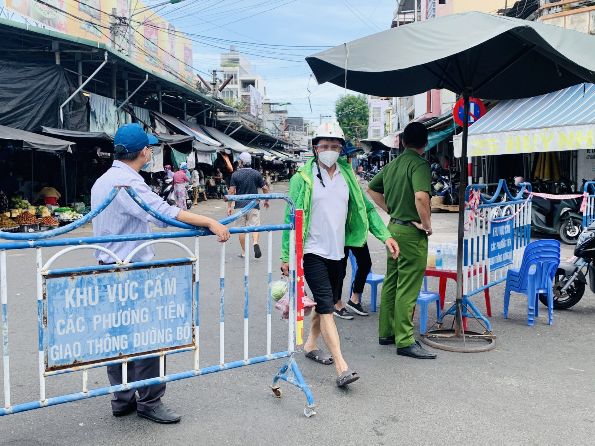 Chợ Xóm Mới Tp. Nha Trang đã được kiểm soát chặt từ ngày 13-7