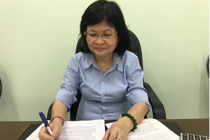 Bà Nguyễn Thị Hồng Vinh - Chủ tịch UBND phường Vạn Thạnh