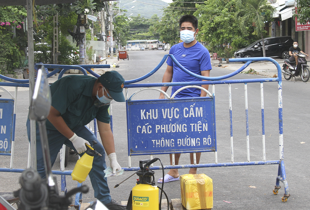 Tiếp tục tăng cường thực hiện các giải pháp cấp bách về phòng, chống dịch Covid-19