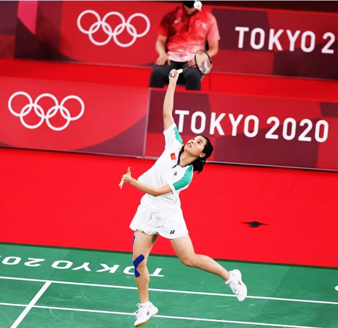 Tay vợt Nguyễn Thùy Linh thi đấu tại Olympic Tokyo 2020. Nguồn: SportTV
