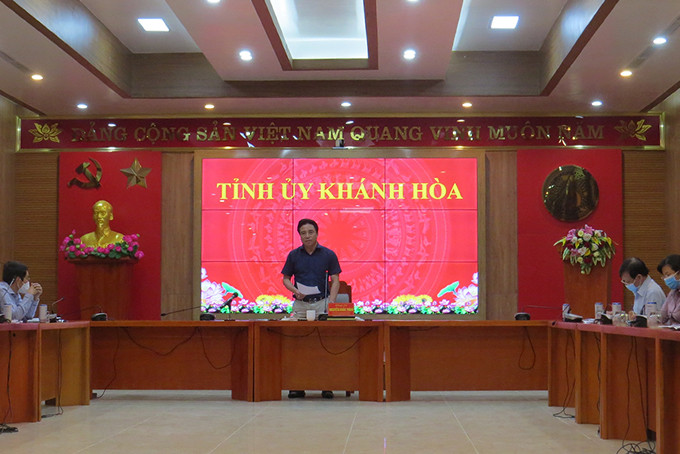 Ông Nguyễn Khắc Toàn phát biểu chỉ đạo tại cuộc họp