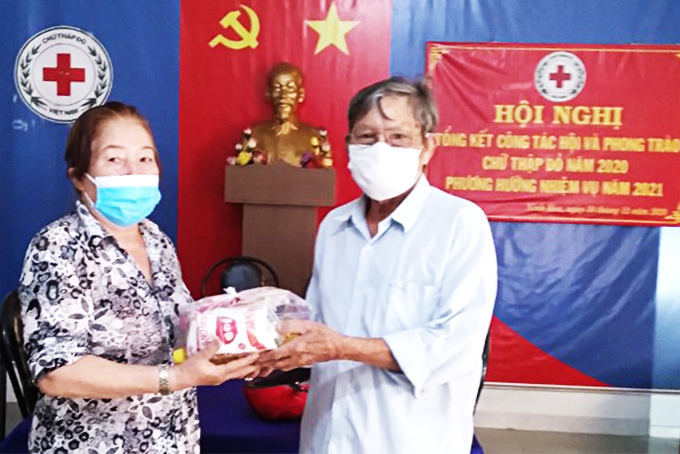 Ninh Hòa: Trao 244 suất quà cho các nạn nhân chất độc da cam